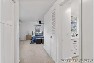 2735 Barfield Drive SE, Grand Rapids, MI 49546 - Photo 19