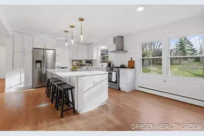 2735 Barfield Drive SE, Grand Rapids, MI 49546 - Photo 9