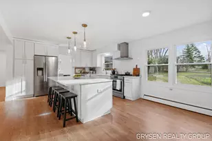 2735 Barfield Dr SE, Grand Rapids, MI 49546 - Photo 9