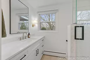 2735 Barfield Dr SE, Grand Rapids, MI 49546 - Photo 21