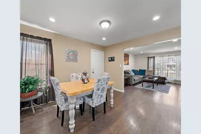 680 Leveque Circle, Carleton, MI 48117 - Photo 9