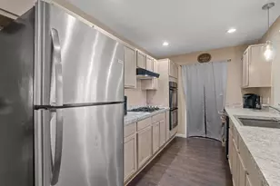 680 Leveque Cir, Carleton, MI 48117 - Photo 11