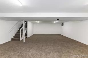 101 W Gardner St, Sparta, MI 49345 - Photo 15