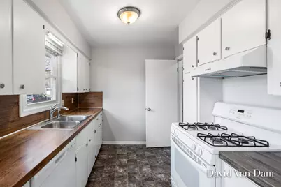 395 Farnham Street SE, Kentwood, MI 49548 - Photo 9