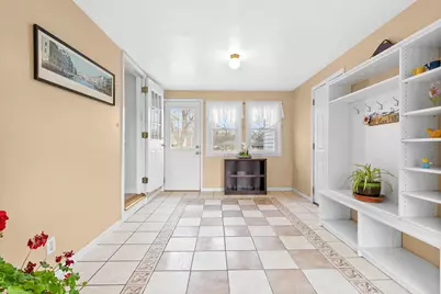 1605 Meadowbrook Lane, Portage, MI 49024 - Photo 5