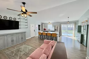 15577 Pine St, Grand Haven, MI 49417 - Photo 9