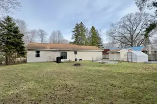 15577 Pine St, Grand Haven, MI 49417 - Photo 33