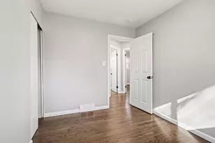 7855 Weddel St, Taylor, MI 48180 - Photo 13