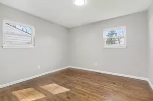 7855 Weddel St, Taylor, MI 48180 - Photo 15