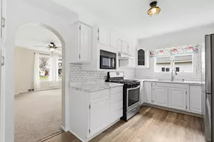 409 Sanborn Ave, Big Rapids, MI 49307 - Photo 9