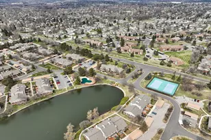 22173 Pondview, Novi, MI 48375 - Photo 33