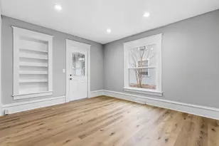 365 White Pigeon St, Constantine, MI 49042 - Photo 9