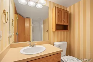 319 Winter Oak E, Holland, MI 49424 - Photo 45