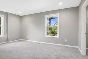 6044 Davison Rd, Burton, MI 48509 - Photo 19