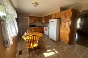 18188 Meadow Ln, Big Rapids, MI 49307 - Photo 3