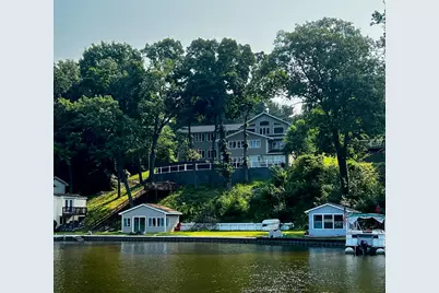 851 Roselle Street, Jackson, MI 49201 - Photo 1