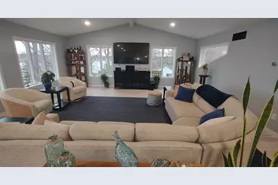 851 Roselle Street, Jackson, MI 49201 - Photo 5