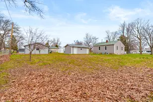 522 Lake Blvd, Paw Paw, MI 49079 - Photo 19