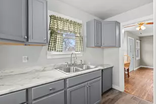 522 Lake Blvd, Paw Paw, MI 49079 - Photo 9