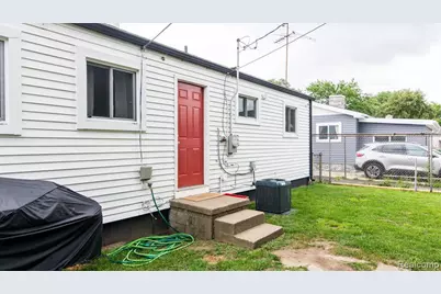 1203 Commonwealth Avenue, Ypsilanti, MI 48198 - Photo 5