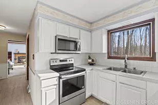 4661 Cherry St, Holland, MI 49423 - Photo 13