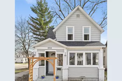 1004 Crosby Street NW, Grand Rapids, MI 49504 - Photo 1