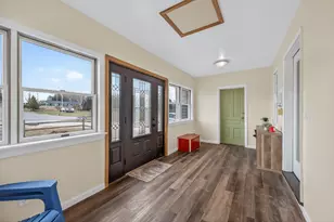 25 N Oceana Dr, Shelby, MI 49455 - Photo 3