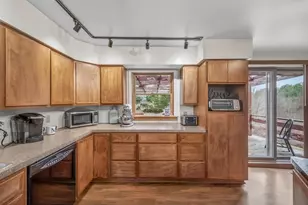 25 N Oceana Dr, Shelby, MI 49455 - Photo 15