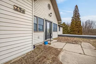 25 N Oceana Dr, Shelby, MI 49455 - Photo 39