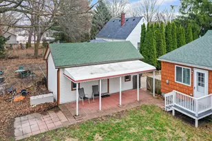 664 Riverbank St, Wyandotte, MI 48192 - Photo 31