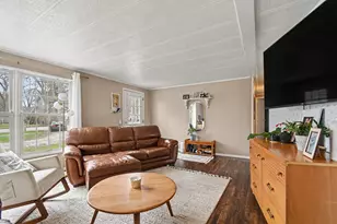 315 Mc Cumber St, Buchanan, MI 49107 - Photo 3