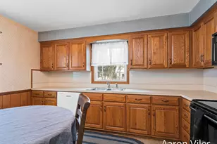 119 Vander Veen Ave, Holland, MI 49424 - Photo 17