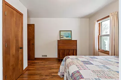 119 Vanderveen Avenue, Holland, MI 49424 - Photo 25