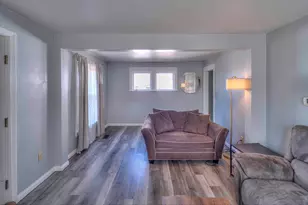 131 Willow St, Jackson, MI 49202 - Photo 5