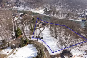 7400 Biscayne Way SE, Grand Rapids, MI 49546 - Photo 3