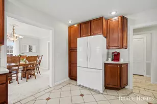 119 Bristol Ave NW, Grand Rapids, MI 49504 - Photo 11