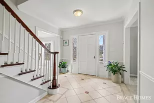 119 Bristol Ave NW, Grand Rapids, MI 49504 - Photo 3