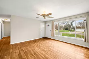 835 Ansley Dr, Saint Joseph, MI 49085 - Photo 5