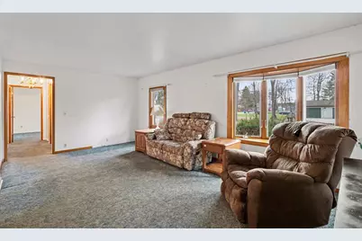 374 Elliot Road, Kalamazoo, MI 49048 - Photo 3