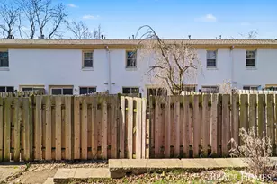 2466 Cranden Dr SE, Grand Rapids, MI 49506 - Photo 13