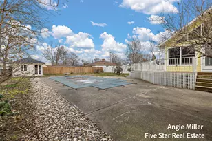 211 Williams St, Spring Lake, MI 49456 - Photo 9