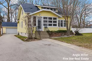 211 Williams St, Spring Lake, MI 49456 - Photo 1