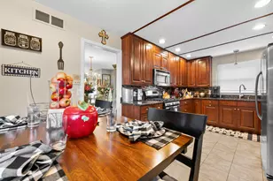 4376 Knightsbridge Ln, West Bloomfield, MI 48323 - Photo 17