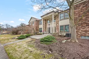 4376 Knightsbridge Ln, West Bloomfield, MI 48323 - Photo 39