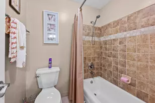 4376 Knightsbridge Ln, West Bloomfield, MI 48323 - Photo 27