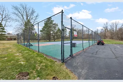 4376 Knightsbridge Lane, West Bloomfield, MI 48323 - Photo 41