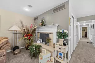 4376 Knightsbridge Ln, West Bloomfield, MI 48323 - Photo 7