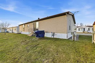 8592 Gleaner Ct, Zeeland, MI 49464 - Photo 21