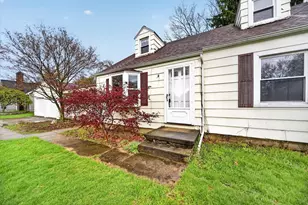 206 Pleasantview Dr, Battle Creek, MI 49017 - Photo 5