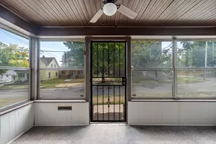 140 Moore St, Jackson, MI 49203 - Photo 5